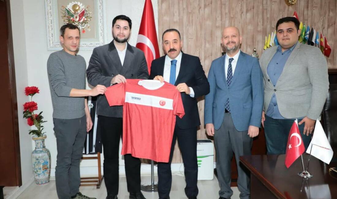 Türkiye ESpor Federasyonu yöneticileri, Aksaray Gençlik Spor İl Müdürlüğüne gerçekleştirdiği