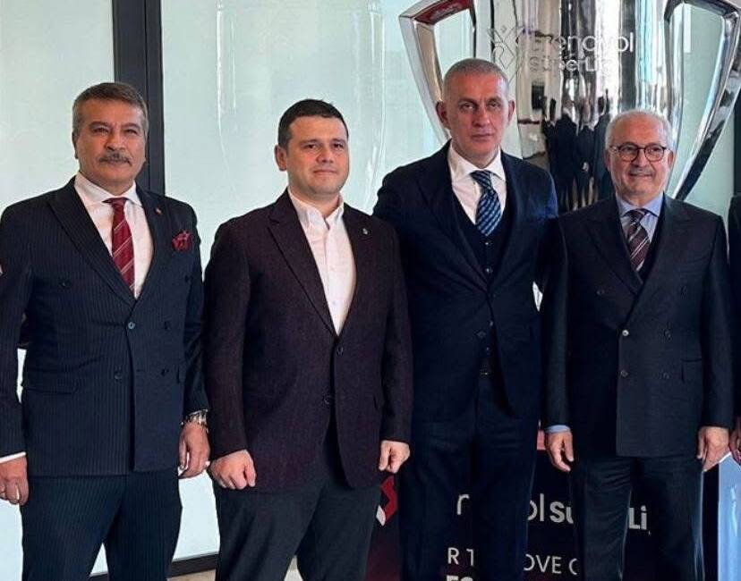 İstanbul Zabıta Daire Başkanı Metin Alper, TFF Başkanı İbrahim Ethem