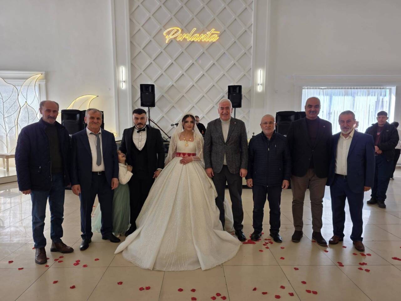 MHP Aksaray Milletvekili Ramazan Kaşlı, pazar günü hem düğün sevincine