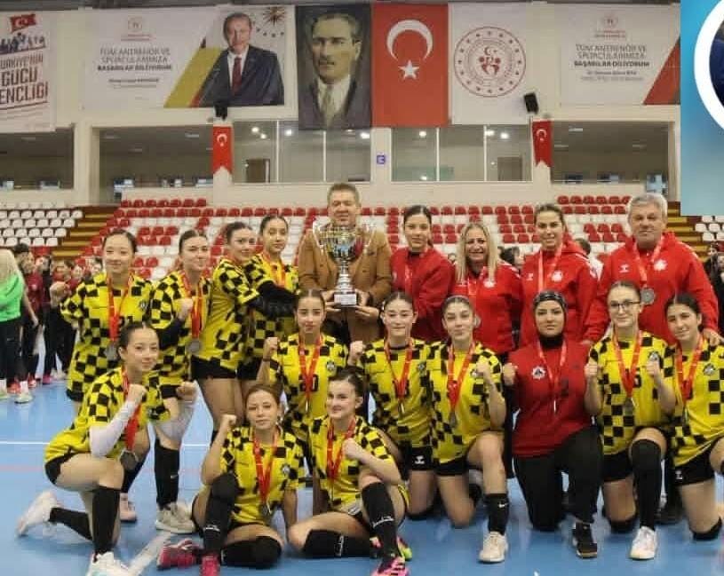 Aksaray Belediyespor Yıldız Kız Hentbol Takımı, Amasya’da düzenlenen Türkiye Şampiyonası’nda