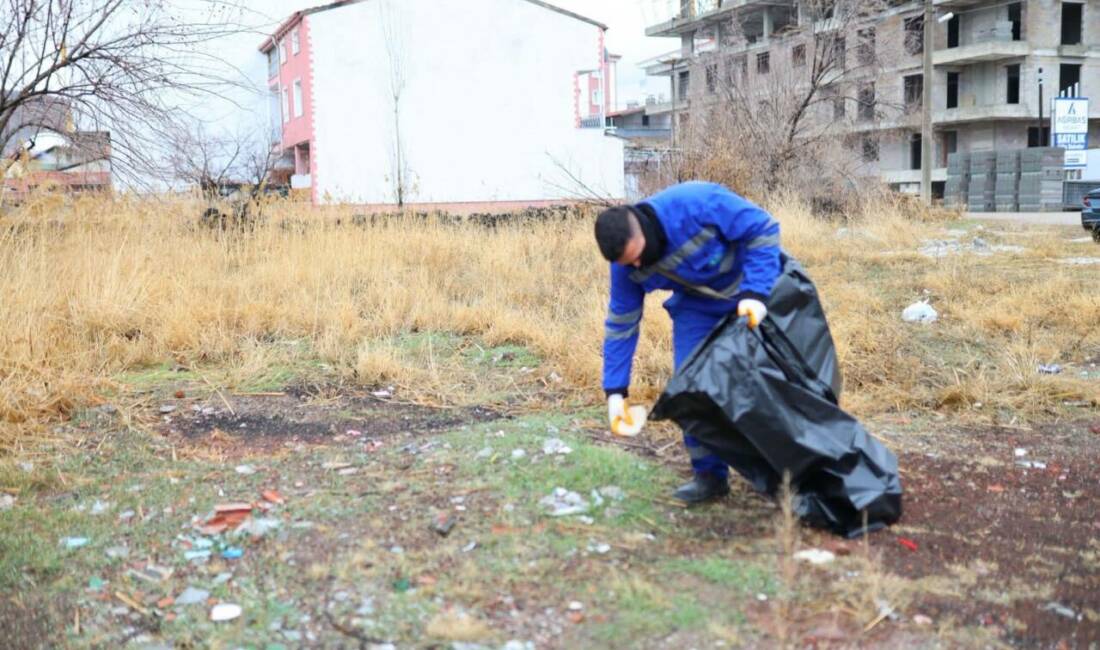 Aksaray Belediyesi, olumsuz hava koşullarına rağmen Pınar Mahalle genelinde ortak