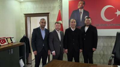 Tarım ve Orman Bakanlığı bakan danışmanı Alparslan Yöndemli, beraberindeki heyet