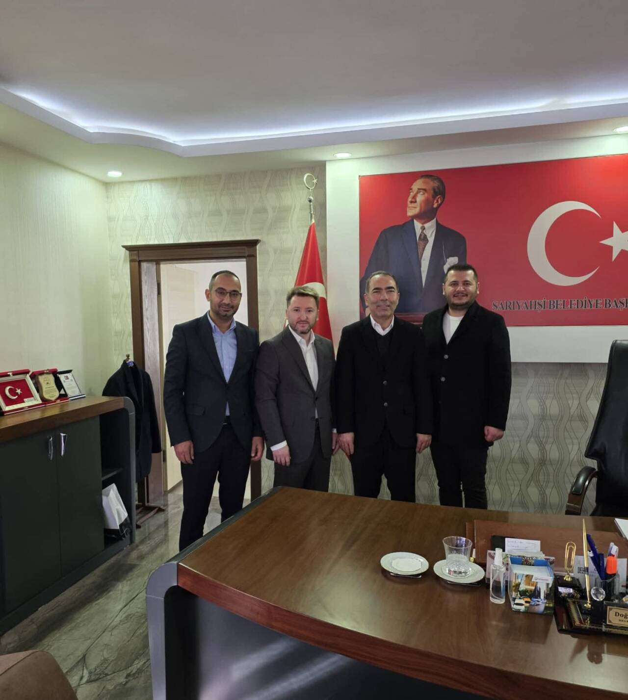 Tarım ve Orman Bakanlığı bakan danışmanı Alparslan Yöndemli, beraberindeki heyet