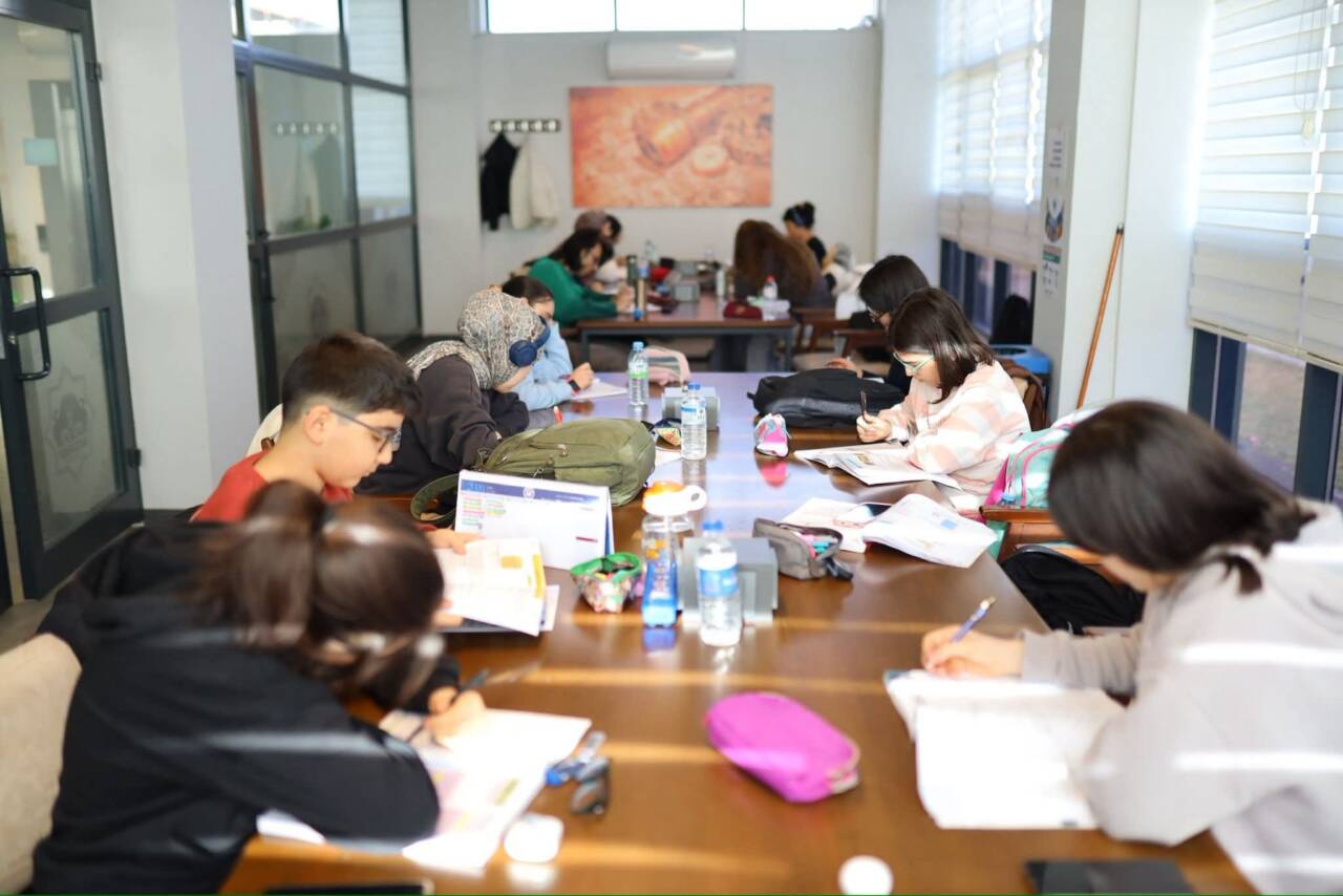 Aksaray Belediyesi bünyesinde hizmet veren Tapduk Emre Kitap Konağı, her
