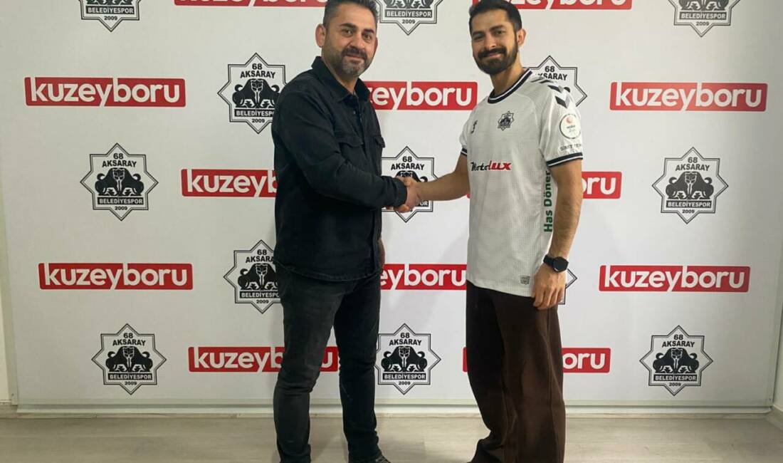 Siyah-beyazlılar, hem sağ kanatta hem de forvette görev yapabilen 32
