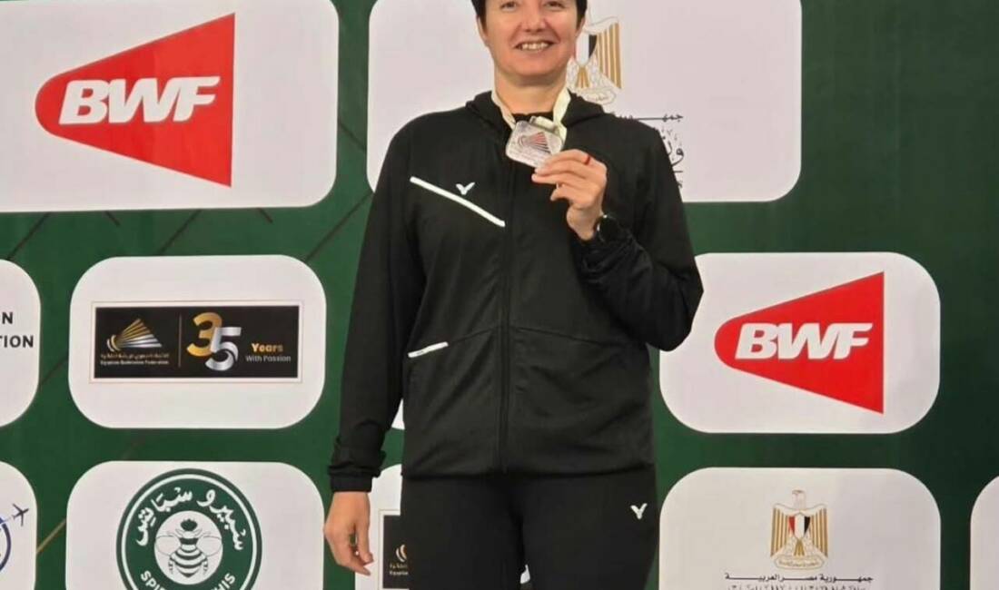 Milli sporcu Halime Yıldız, Kahire’de düzenlenen Para Badminton turnuvasında tek