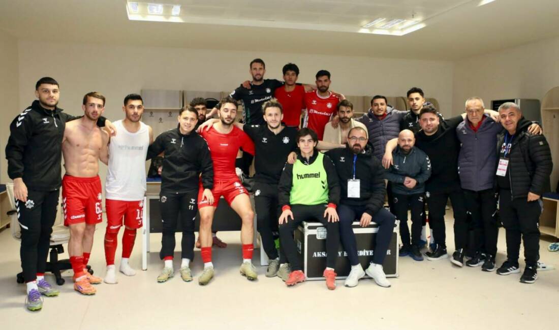 Aksarayspor, Mersin İdmanyurdu’nu deplasmanda 8-1 mağlup etti. Altı farklı isim