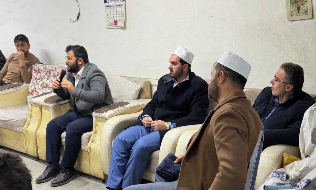Sultanhanı İlçe Müftülüğü tarafından Yeşiltömek Köyü’nde, yatsı namazının ardından anlamlı
