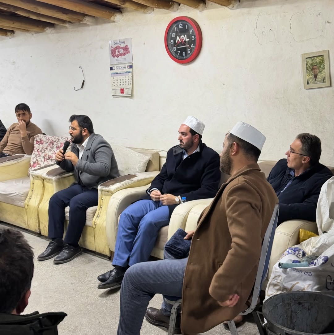 Sultanhanı İlçe Müftülüğü tarafından Yeşiltömek Köyü’nde, yatsı namazının ardından anlamlı