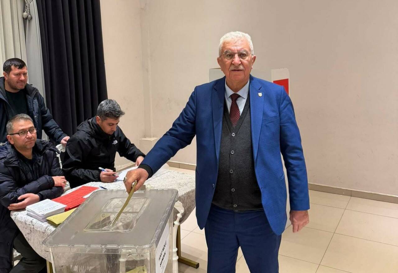 Aksaray Minibüsçüler, Halk Otobüsçüler ve Umum Servisçiler Odası seçimlerinde Veysel