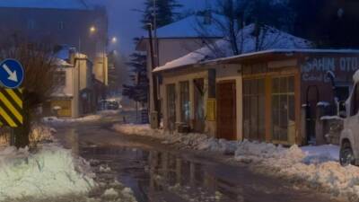 Geceden bu yana etkili olan yağışın ardından Ağaçören genelinde belediye