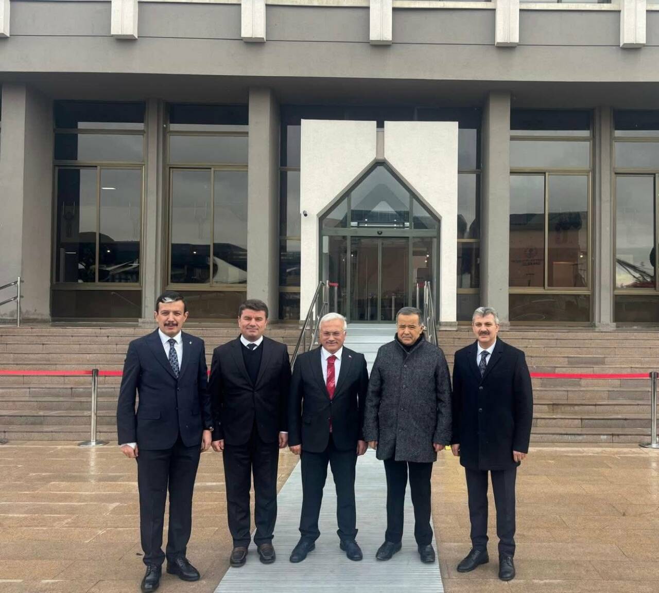 Aksaray heyeti, Enerji ve Tabii Kaynaklar Bakanlığı’nı ziyaret ederek Bakan