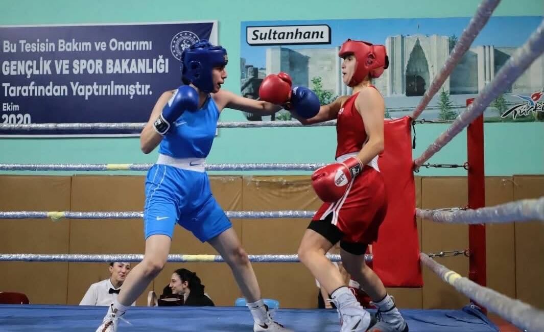 15 ilden 475 sporcunun katıldığı turnuvada Aksaraylı sporcular toplam 22