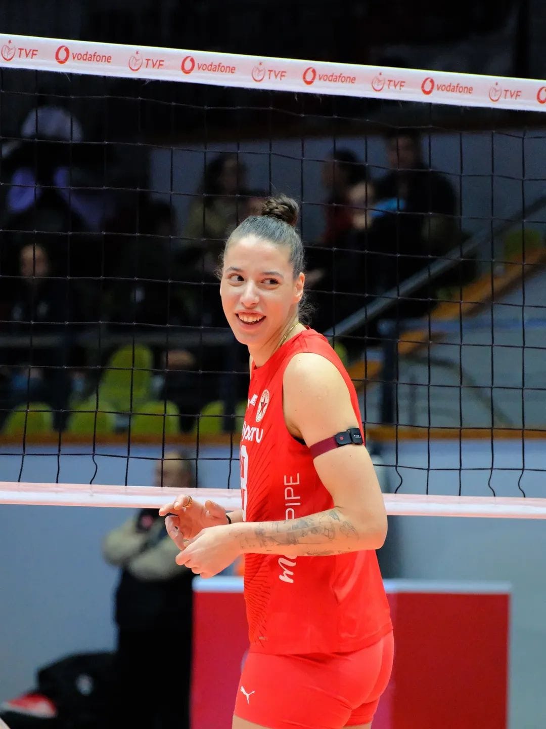Fenerbahçe Medicana Kadın Voleybol Takımı, sezonun kalan bölümü öncesi orta