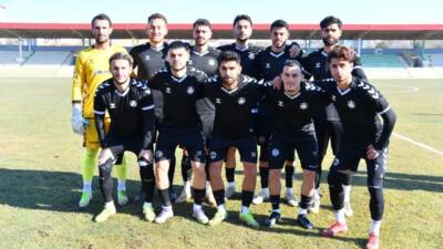 Kuzeyboru 68 Aksarayspor ile Kırşehirspor arasında bugün Kırşehir’de oynanan hazırlık