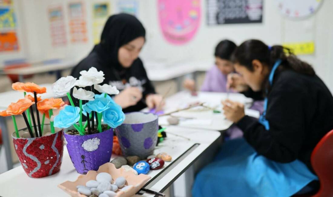 Aksaray’da hizmet veren Engelsiz Yaşam Merkezi, engelli ve özel bireylerin