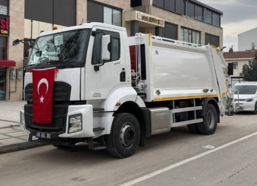 Eskil Belediyesi, araç filosuna hibe yoluyla kazandırılan 2025 model Ford