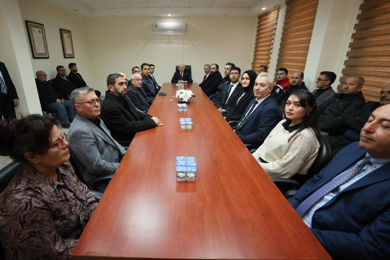 Aksaray Valisi Mehmet Ali Kumbuzoğlu, veda ziyaretleri kapsamında Eskil Kaymakamı