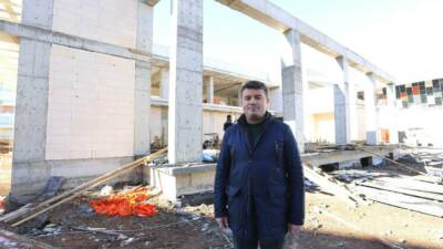 Aksaray Belediyesi tarafından yürütülen Gençlik Merkezi ve Yüzme Havuzu Projesinde