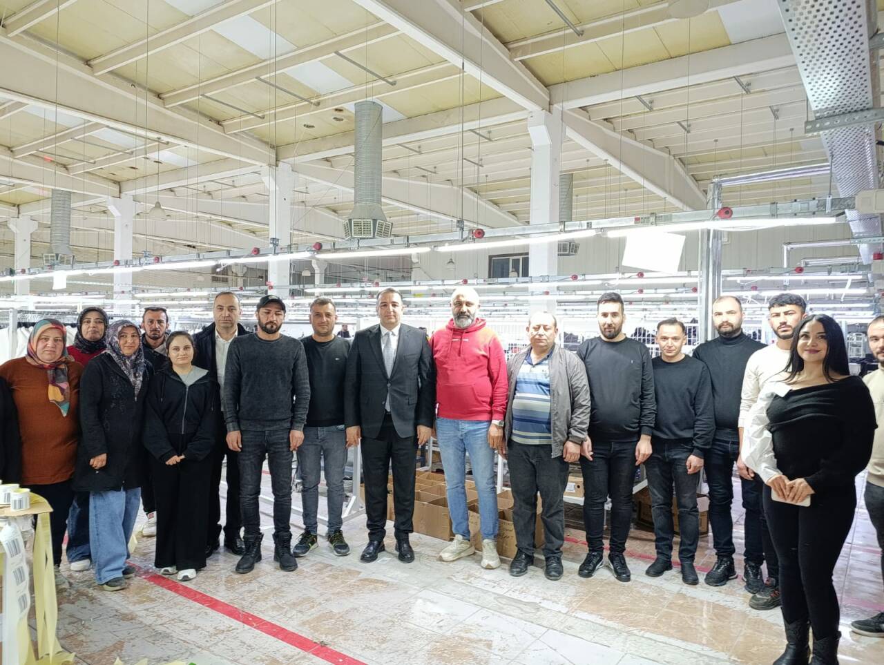 Aksaray’da İŞKUR ve Moss Tekstil’in başlattığı İşbaşı Eğitim Programı ile