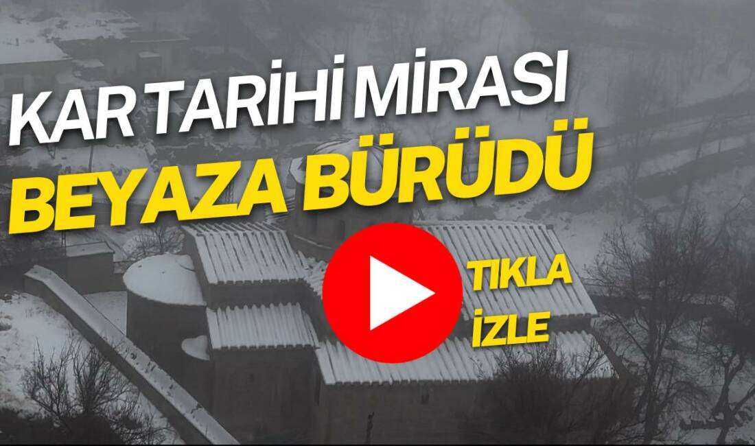 Aksaray’ın Güzelyurt ilçesinde etkili olan kar yağışı, tarihi kilise ve