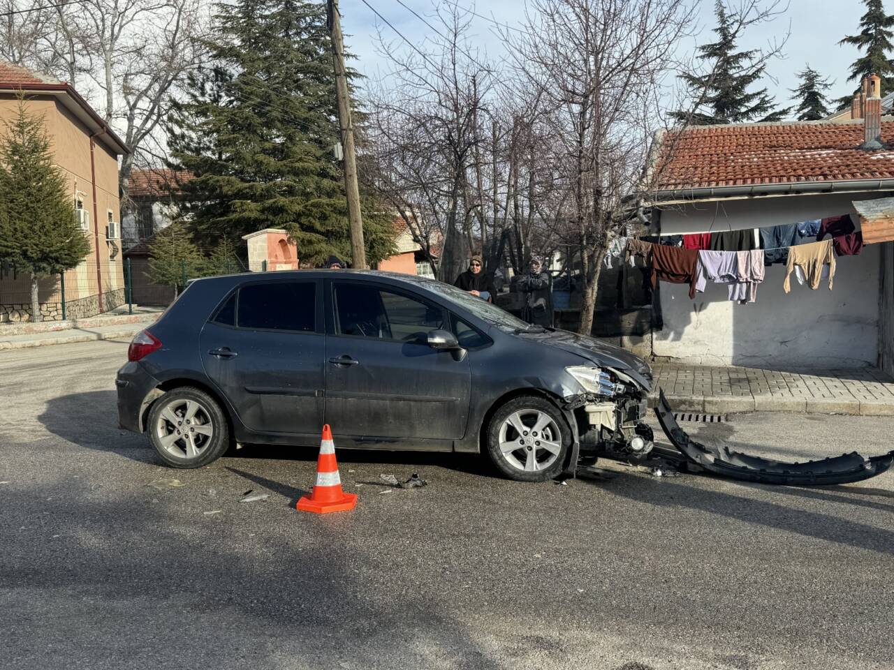 Karaman'da otomobil ile motosikletin çarpıştığı kazada 1 kişi yaralandı.