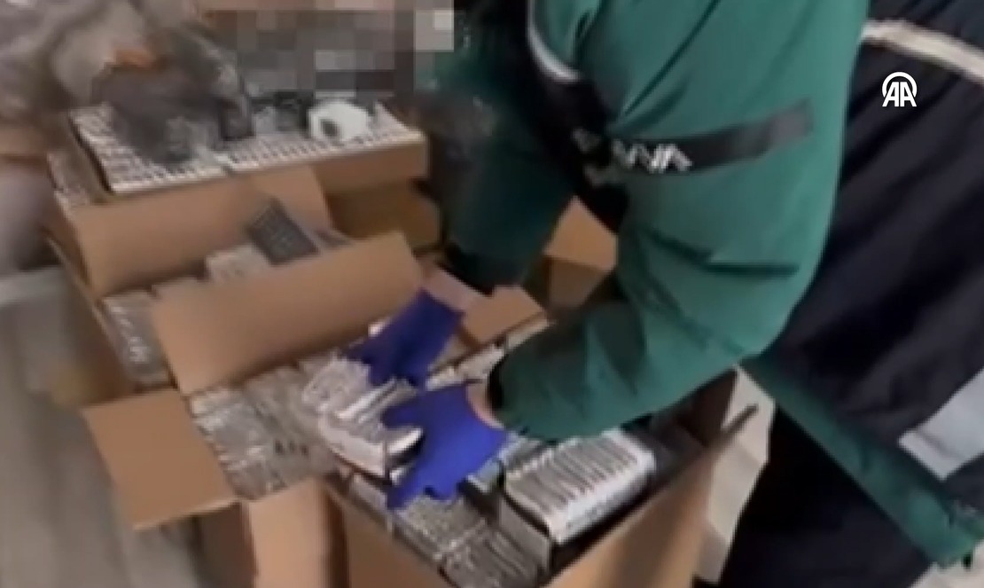 Kayseri'de İl Emniyet Müdürlüğü ekipleri tarafından 523 bin 600 makaron