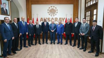 Aksaray’da MHP’li ilçe belde 10 belediye başkanı ve İl Başkanı