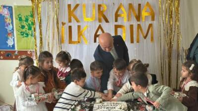 Hamidiye Hacı Ahmet Çetin 4–6 Yaş Kur’an Kursu’nda, Kur’an harflerini