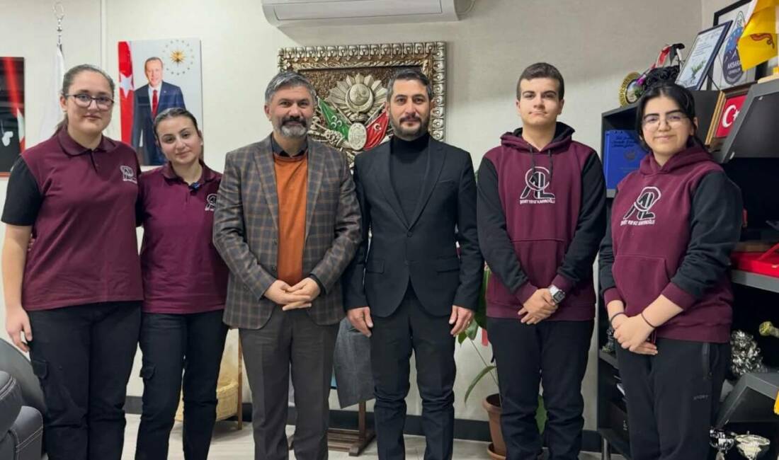 Şehit Rıfat Kahyaoğlu Anadolu Lisesi öğrencileri, e-Twinning Projesi kapsamında anlamlı
