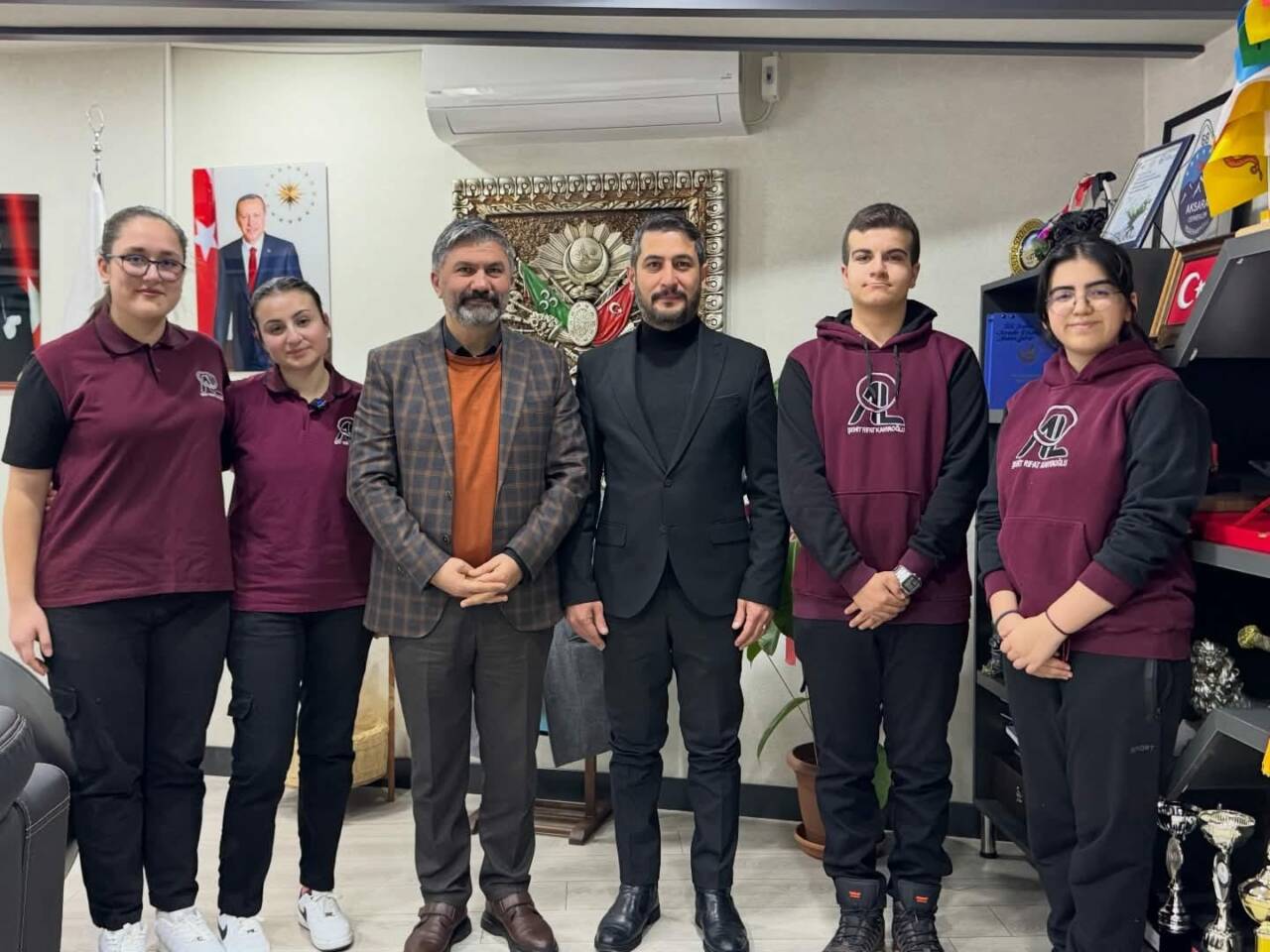 Şehit Rıfat Kahyaoğlu Anadolu Lisesi öğrencileri, e-Twinning Projesi kapsamında anlamlı