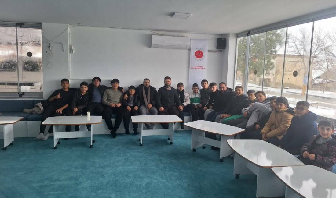 Sarıyahşi İlçe Müftülüğü tarafından yeni yılın ilk gününde gençlere yönelik