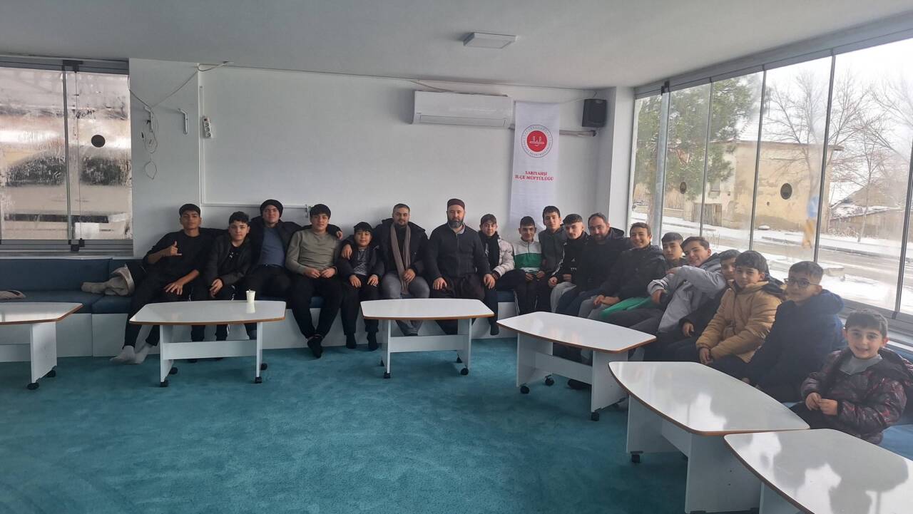 Sarıyahşi İlçe Müftülüğü tarafından yeni yılın ilk gününde gençlere yönelik