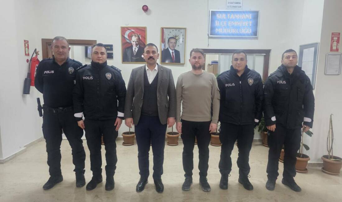 Sultanhanı Kaymakamı Bilal Göksun, yeni yıl dolayısıyla görevleri başında bulunan