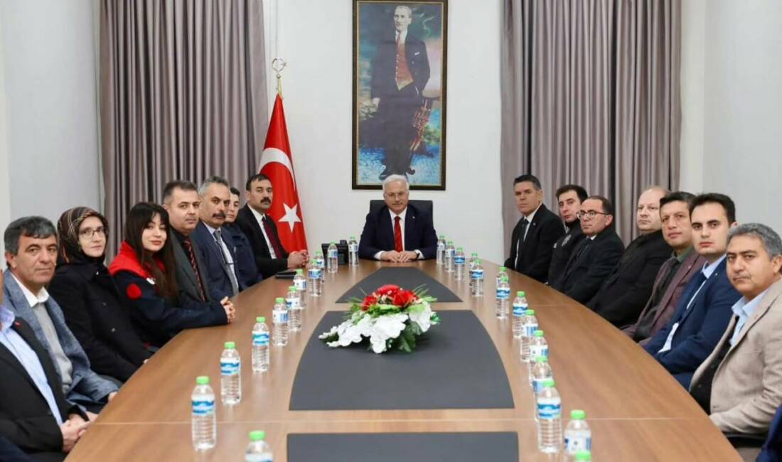 Aksaray Valisi Mehmet Ali Kumbuzoğlu, görev süresinin sona ermesi dolayısıyla