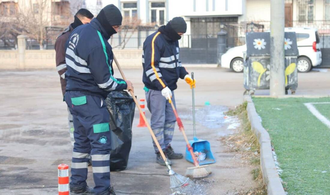 Aksaray Belediyesi ekipleri, daha temiz bir kent ve sağlıklı bir