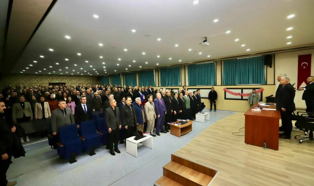 Aksaray Valisi Murat Duru, İl Millî Eğitim Müdürü Metin Alpaslan