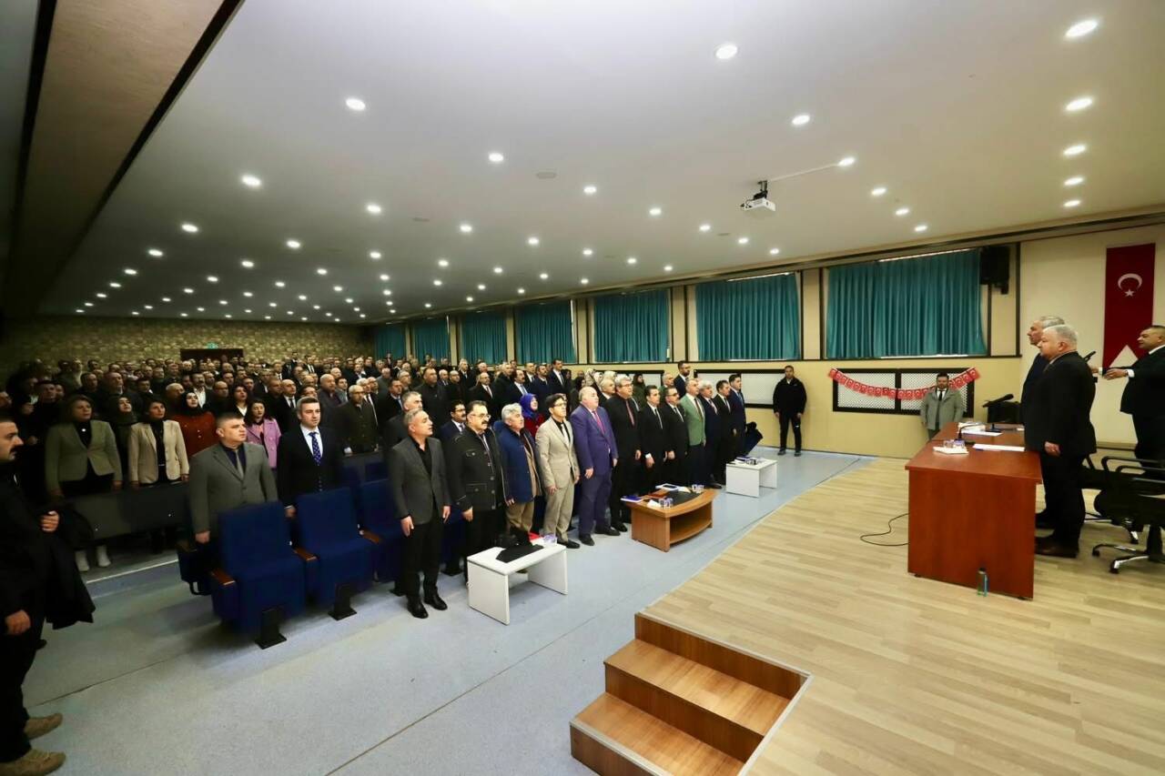 Aksaray Valisi Murat Duru, İl Millî Eğitim Müdürü Metin Alpaslan