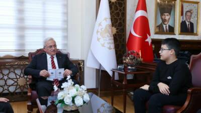 Aksaray BİLSEM öğrencisi Ali Efe Meral, Resimlerle Resfebe Yarışması’nda Türkiye