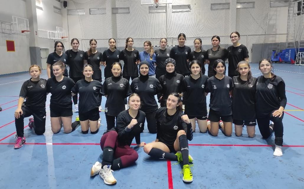 Aksaray Belediyespor Yıldız Kızlar Takımı, Ocak ayında art arda katılacağı