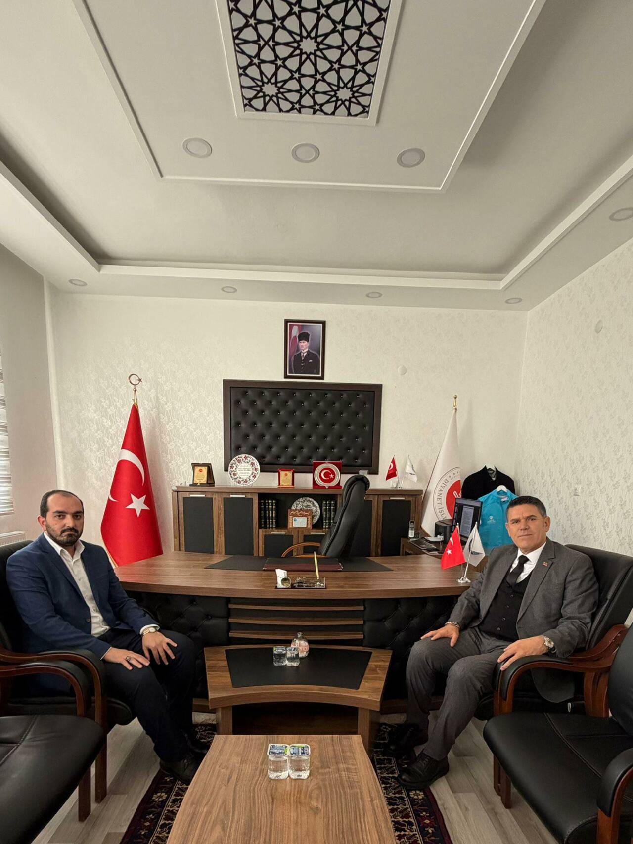 Sultanhanı Belediye Başkanı Fahri Solak, İlçe Müftülüğünü ziyaret ederek İlçe