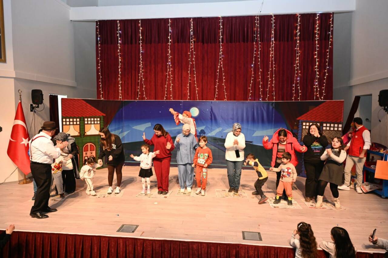 Aksaray Belediyesi tarafından düzenlenen geleneksel Ramazan Şenlikleri, Aksaray Bilim Merkezi’nde