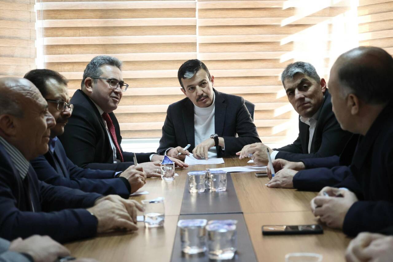 AK Parti Aksaray İl Başkanı Hamza Aktürk’ün riyasetinde gerçekleştirilen Şubat
