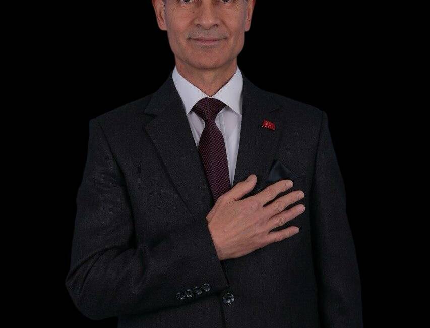 Aksaray Terziler Odası seçiminde Adem Sungur 216 oy alarak başkanlığa