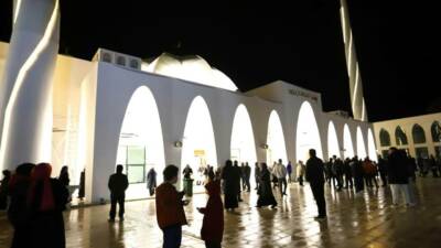 Başkan Dinçer ilk teravihi Selçuklu Camii’nde kıldı!