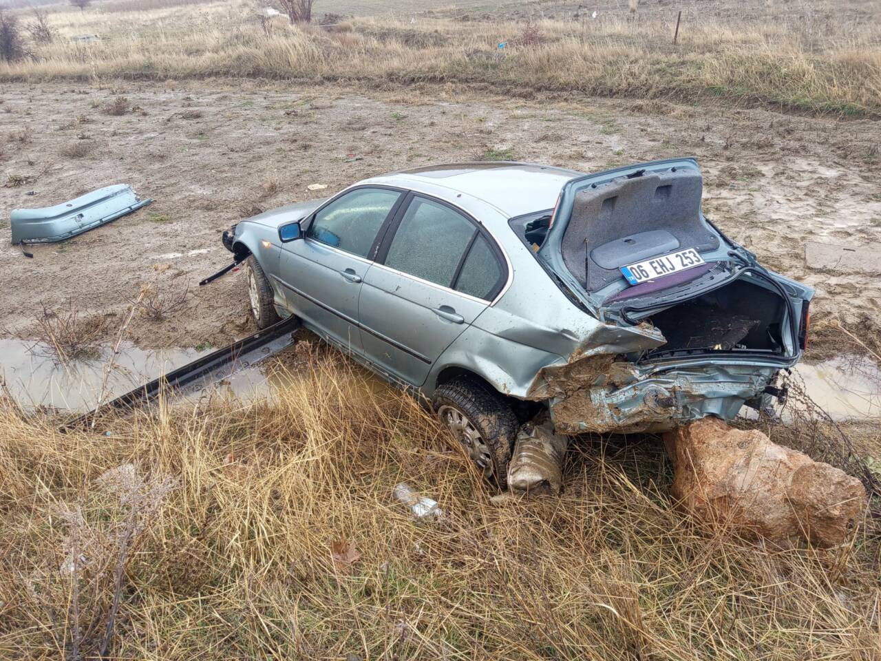 Konya'nın Seydişehir ilçesinde meydana gelen trafik kazasında 1'i çocuk 3
