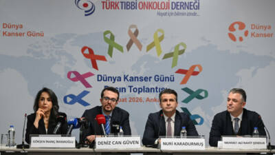 Türk Tıbbi Onkoloji Derneği Başkanı Prof. Dr. Nuri Karadurmuş, "Dünyada