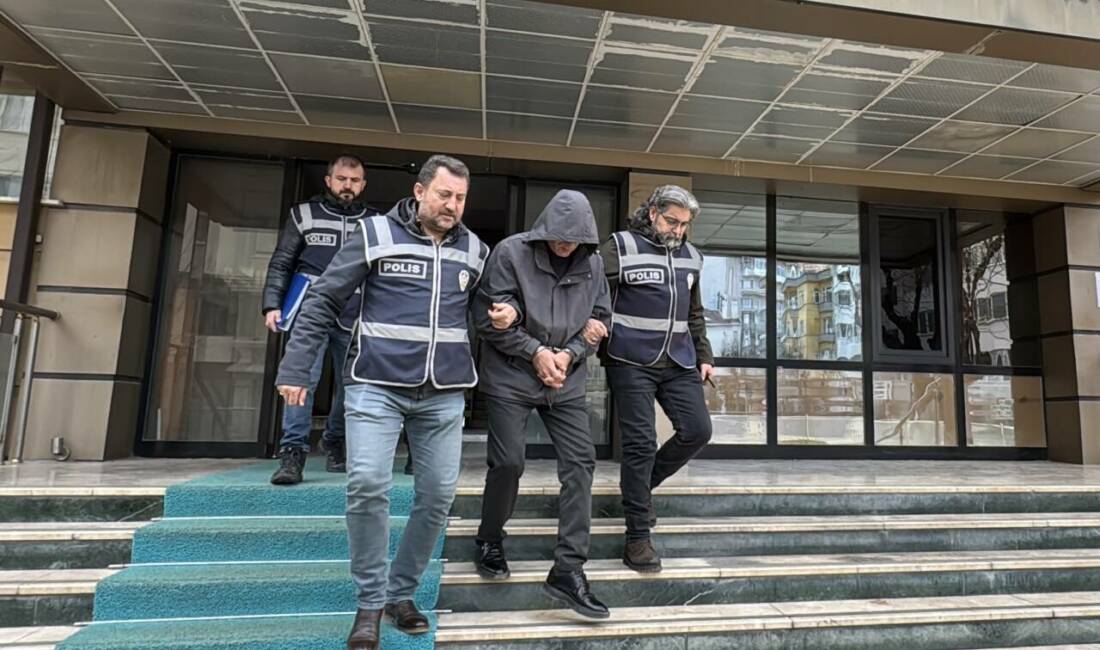 Eskişehir'in Odunpazarı ilçesinde, hakkında 33 suçtan toplam 74 yıl 6