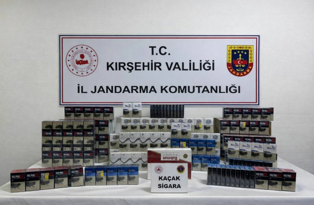 Kırşehir'de bir otobüste 528 paket gümrük kaçağı sigara ele geçirildi.