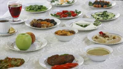 Sağlık Bakanlığı, ramazanda yeterli ve dengeli beslenmenin sürdürülebilmesi amacıyla sağlıklı